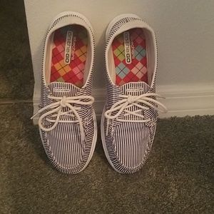 Barely worn.  Boat shoe. Navy /white stripe. Very